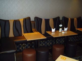 View inside the Grennfied Bar