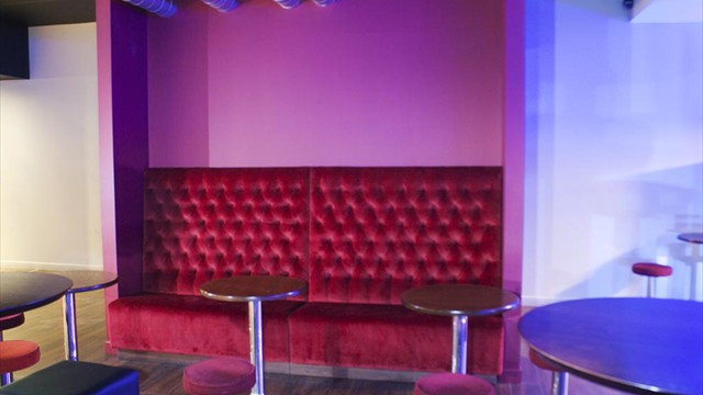 Envi Bar in Bathgate - Straight Booth