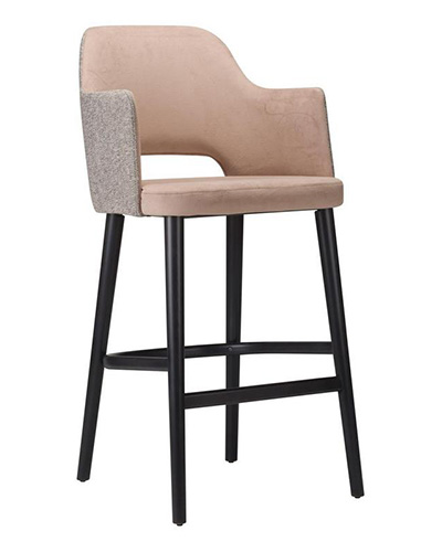 Cirrus – Upholstered <br>Highchair 